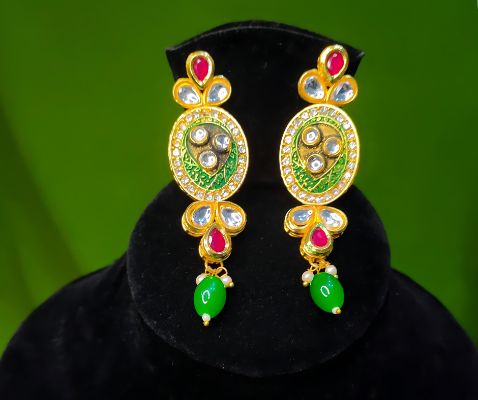 Elegant Kundan Choker Necklace With Earrings