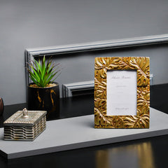 Decor Photo Frames - waseeh.com