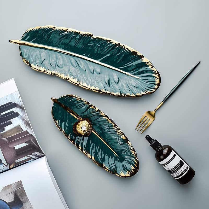 Nordic jewellery Feather Plate - waseeh.com