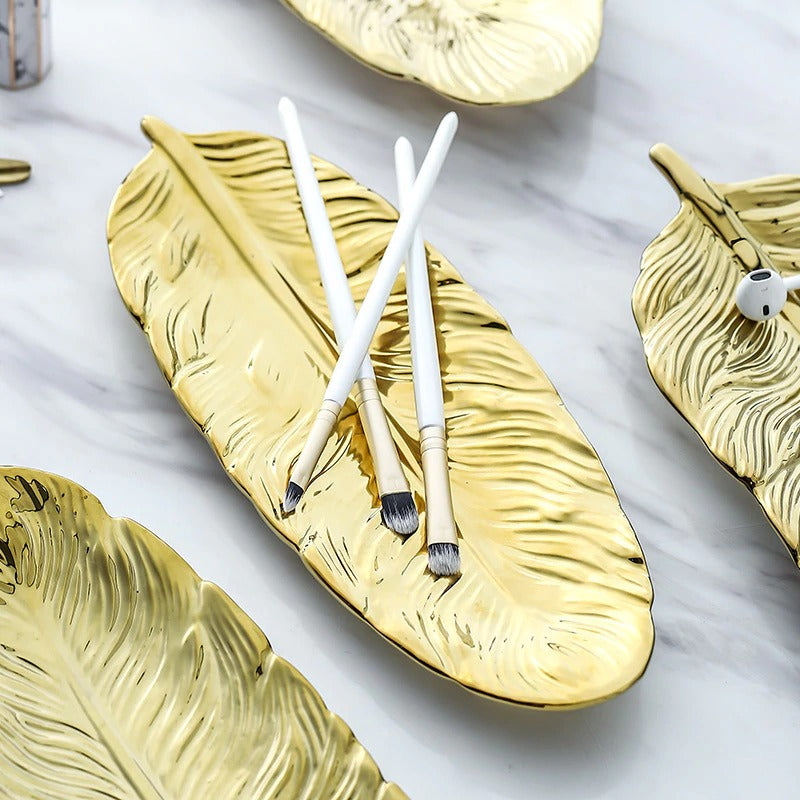 Nordic jewellery Feather Plate - waseeh.com